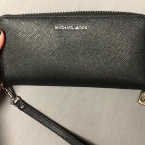 Like new Michael Kors wallet
